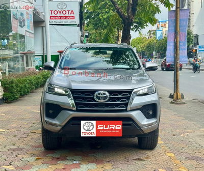 Xe 
			
							Toyota Fortuner 
						2.7V 4x2 AT 
						2020