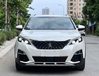 Peugeot 5008Trắng SUV 2019 tubo Tự động 96000km