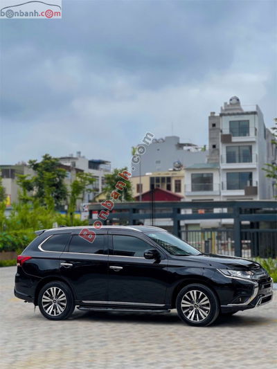 Xe 
			
							Mitsubishi Outlander 
						2.0 CVT 
						2022