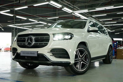 Mercedes Benz GLS450 Lướt Chính Hãng 2000 km
