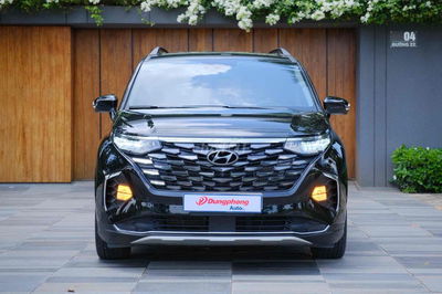 Hyundai Custin 2.0T Cao Cấp 2024