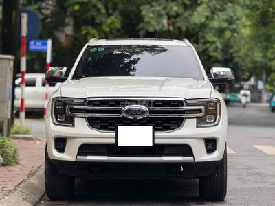 Everest Titanium 4x4 sx 2023 màu trắng siêu đẹp