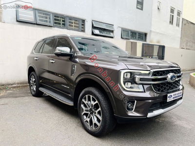 Xe 
			
							Ford Everest 
						Titanium Plus 2.0L 4x4 AT 
						2022