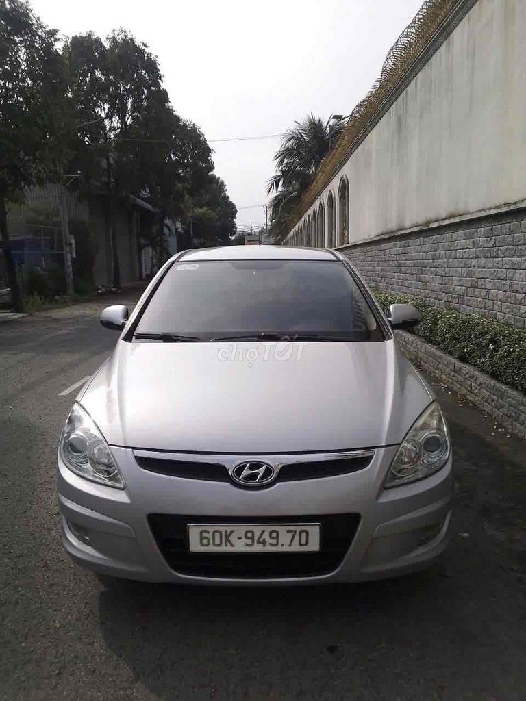 Huyndai i30 Hàn Quốc 2008 số tự động 5 chỗ