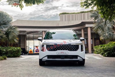 Xe 
			
							Kia Carnival 
						Signature 2.2D 
						2025