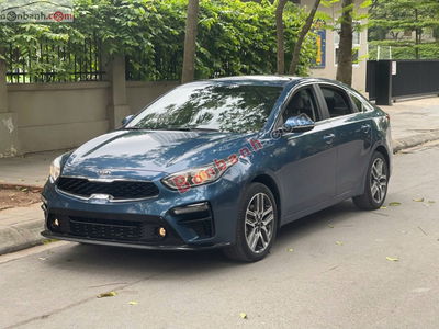 Xe 
			
							Kia Cerato 
						1.6 AT Luxury 
						2021