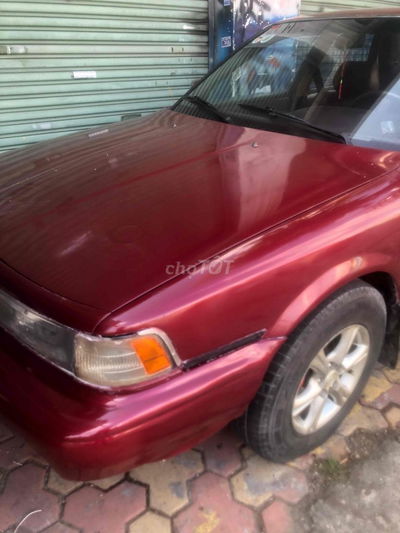 Toyota Camry 1988 giá chi tiết LH