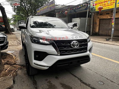 Xe 
			
							Toyota Fortuner 
						2.4G 4x2 AT 
						2021