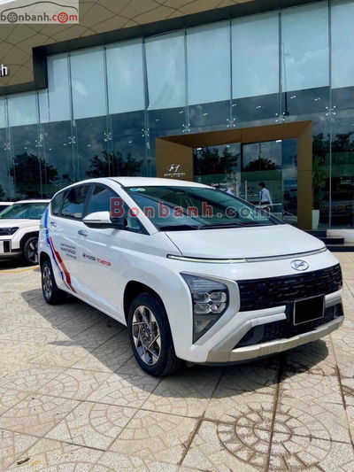 Xe 
			
							Hyundai Stargazer 
						Đặc biệt 1.5 AT 
						2022