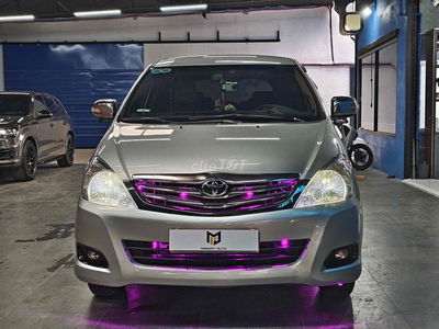 Toyota Innova 2008 V - 130 km