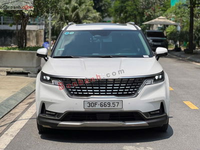 Xe 
			
							Kia Carnival 
						Signature 2.2D 
						2023
