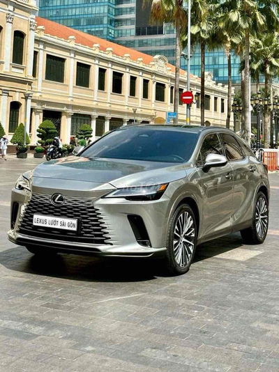 Lexus RX350 Premium 2024 - 5000 km
