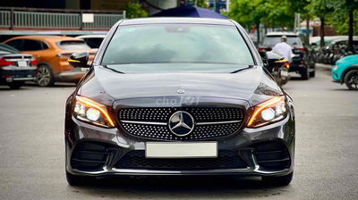 Mercedes Benz C Class 2020 C 300 AMG - 61000 km