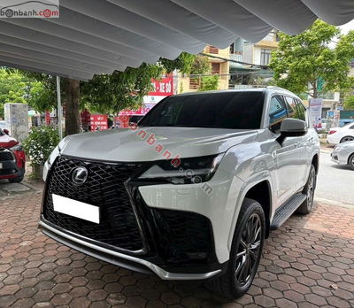 Xe Lexus LX 600 F-Sport 2023