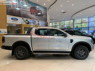 Xe Ford Ranger Wildtrak 2.0L 4x4 AT 2025