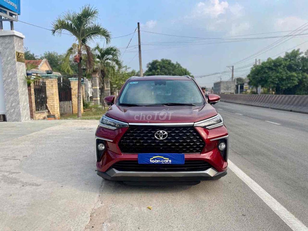 Veloz Cross Top 2023 lăn bánh 11 ngàn Km
