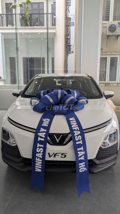 VinFast VF5 Plus 2025