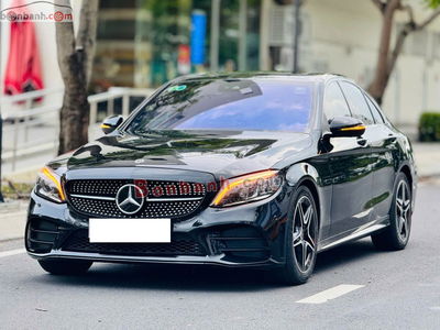 Xe Mercedes Benz C class C300 AMG 2020