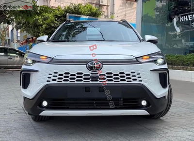 Xe Toyota Corolla Cross 1.8V 2025