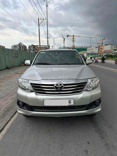 Toyota Fortuner 2013 2.7V mới xuất sắc giá cực rẻ