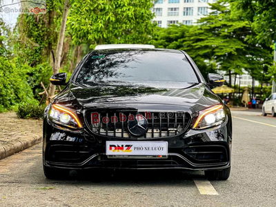 Xe Mercedes Benz C class C300 AMG 2020