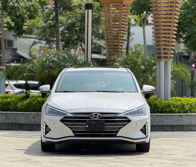 Elantra 2.0 sx 2019 ĐB