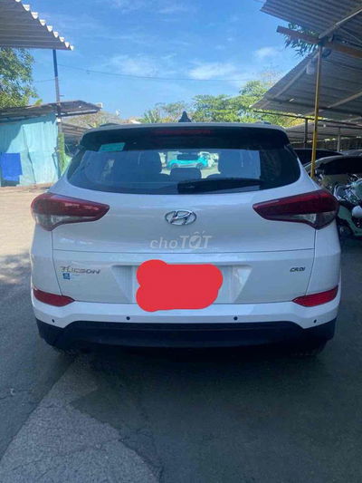Hyundai Tucson 2018 2.0 AT Spec - 90000 km