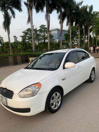 Hyundai nhập khẩu máy dầu chính chủ 5lít/100km