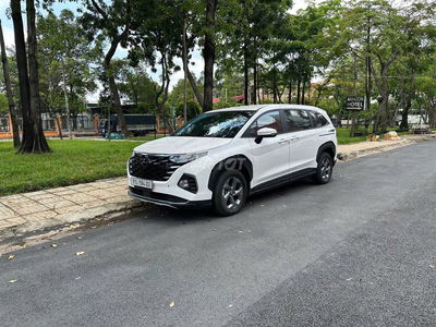 CHO THUÊ XE Hyundai Custin 2024