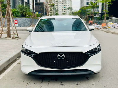 Mazda 3 2022 1.5L Sport Luxury - 37000 km