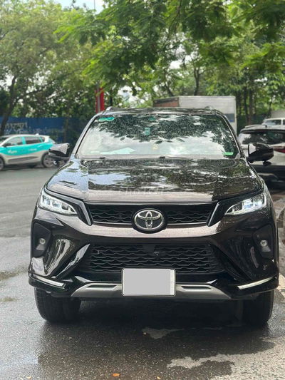 Fortuner 2021 Legender 2.4AT Dầu 1 chủ 3v4 km