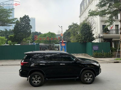 Xe Toyota Fortuner 2.4G 4x2 AT 2020