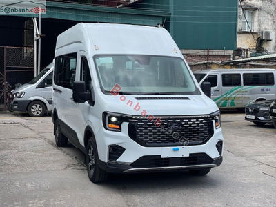 Xe Ford Transit Premium 2025