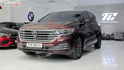 Xe Volkswagen Viloran Luxury 2023