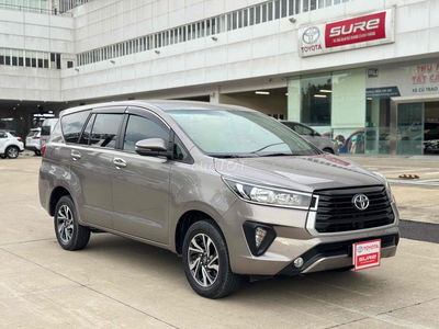 Toyota Innova 2022 E 2.0 MT - 90000 km