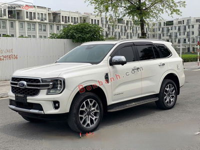 Xe Ford Everest Titanium 2.0L 4x2 AT 2023