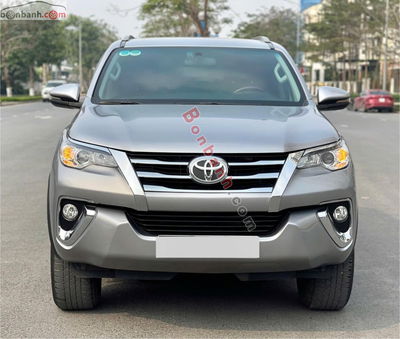 Xe Toyota Fortuner 2.4G 4x2 AT 2020