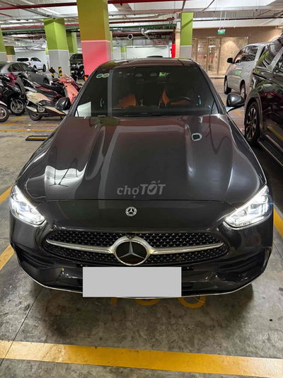Mercedes Benz C Class 2023 C300 AMG - 9000 km