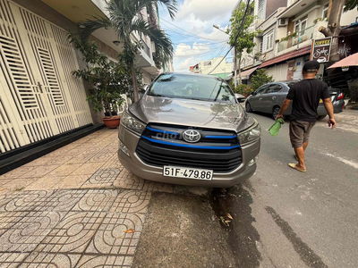 Toyota Innova 2017 2.0E - 91000 km