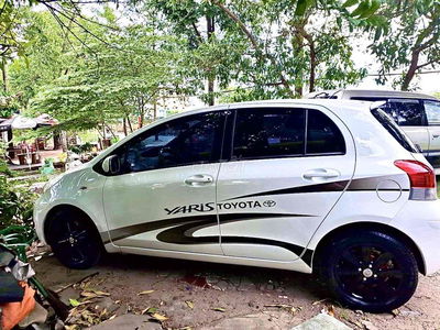 Toyota Yaris 2009