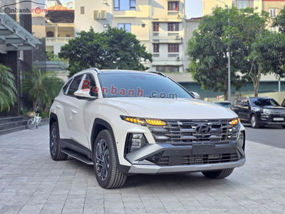 Xe Hyundai Tucson 1.6 AT Turbo HTRAC Đặc biệt 2025