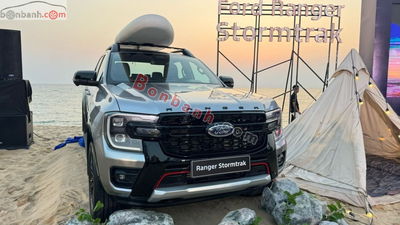 Xe Ford Ranger Stormtrak 2.0L 4x4 AT 2025