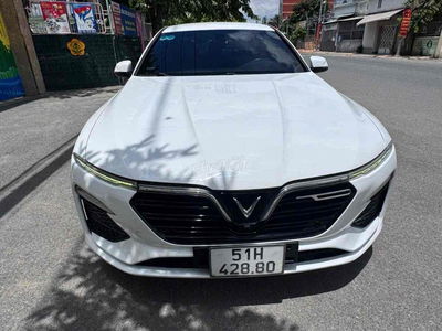 VinFast Lux A2.0 2020 A2.0 Tiêu chuẩn - 90000 km