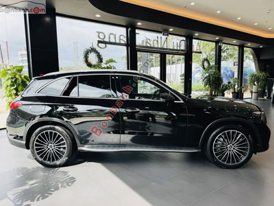 Xe Mercedes Benz GLC 300 4Matic 2024