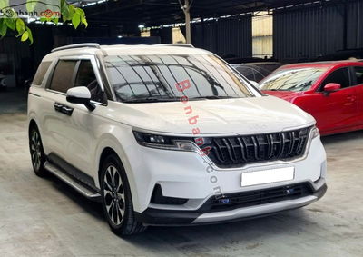 Xe Kia Carnival Luxury 2.2D 2024