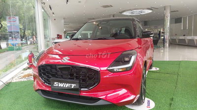 Suzuki Swift 2025 màu đỏ giao ngay, Bán xe trả góp