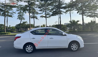 Xe Nissan Sunny XV 2013