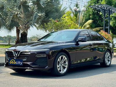 Vinfast Lux A Base 2021 - Màu nâu - 3v6km
