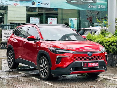 Xe Toyota Corolla Cross 1.8HEV 2024