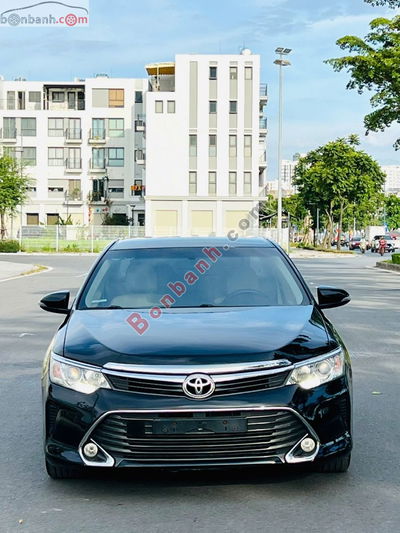 Xe Toyota Camry 2.0E 2017